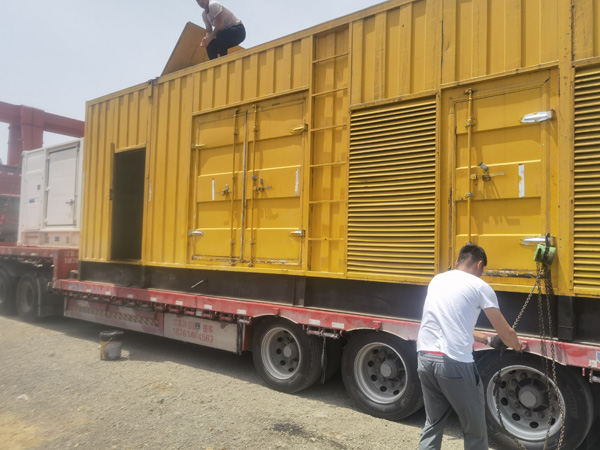 山海关汽油发电机对供油装置的要求