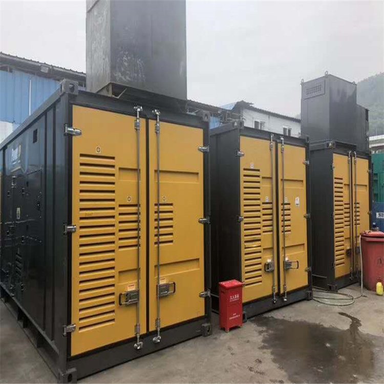 山海关温度变化对不同类型欠压保护装置的可靠性影响有何差异？