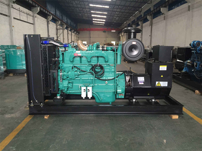 山海关柴油发电机组过载运行时降低转速有哪些注意事项？