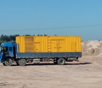 山海关海拔3000m以上地区的变压器外绝缘距离应如何确定？