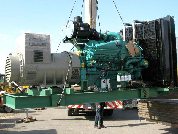 山海关冬季柴油发电机启动前，如何检查燃油标号是否适配？